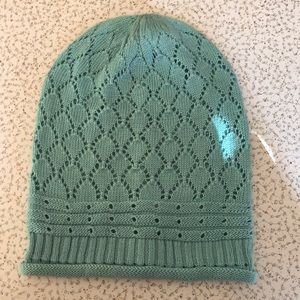 Turquoise lightweight hat